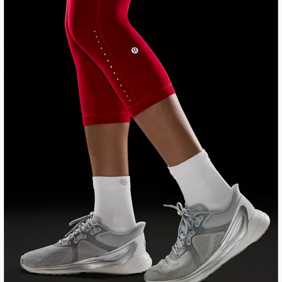 Lululemon Swift Speed HR Crop 21" Dark Red - Picture 15 of 17